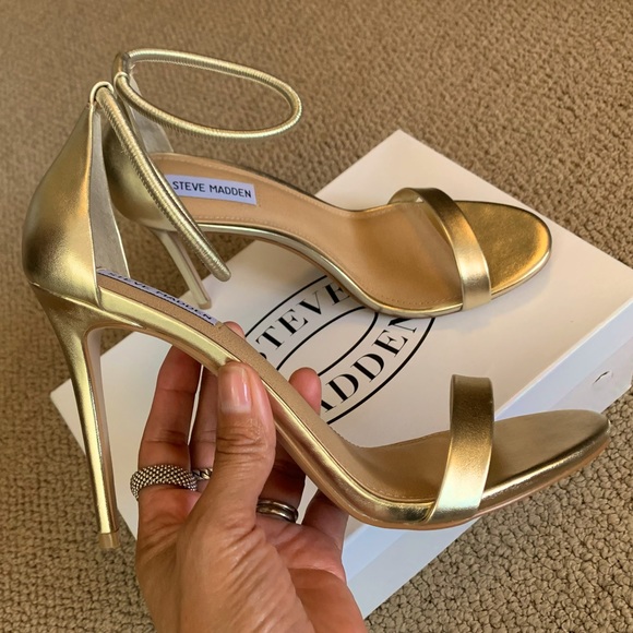 Steve Madden Shoes - Steven Madden Soph heels